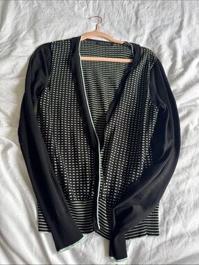 Valerie Stevens Black Open Cardigan with Mint Trim